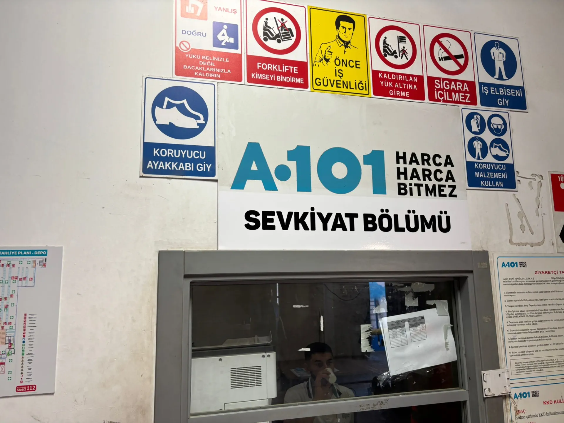 A101 – Depo Tabela & Yönlendirme