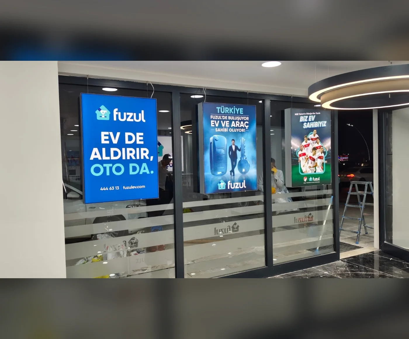 Fuzul Derince Şubesi – Cephe Tabelası, Kompozit Kaplama ve İç Mekân Lightbox 9