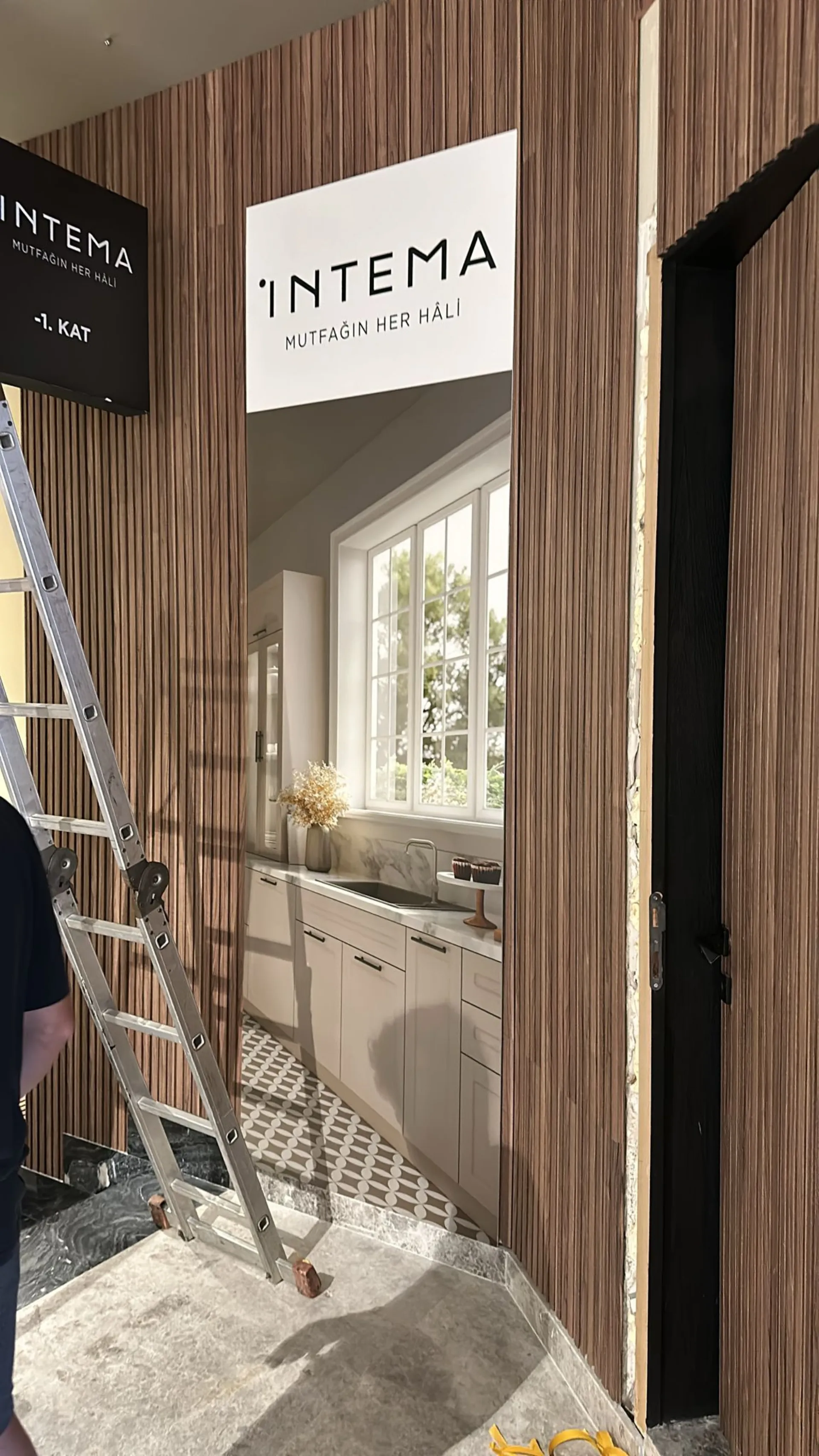 İntema – Yönlendirme Tabelası 2