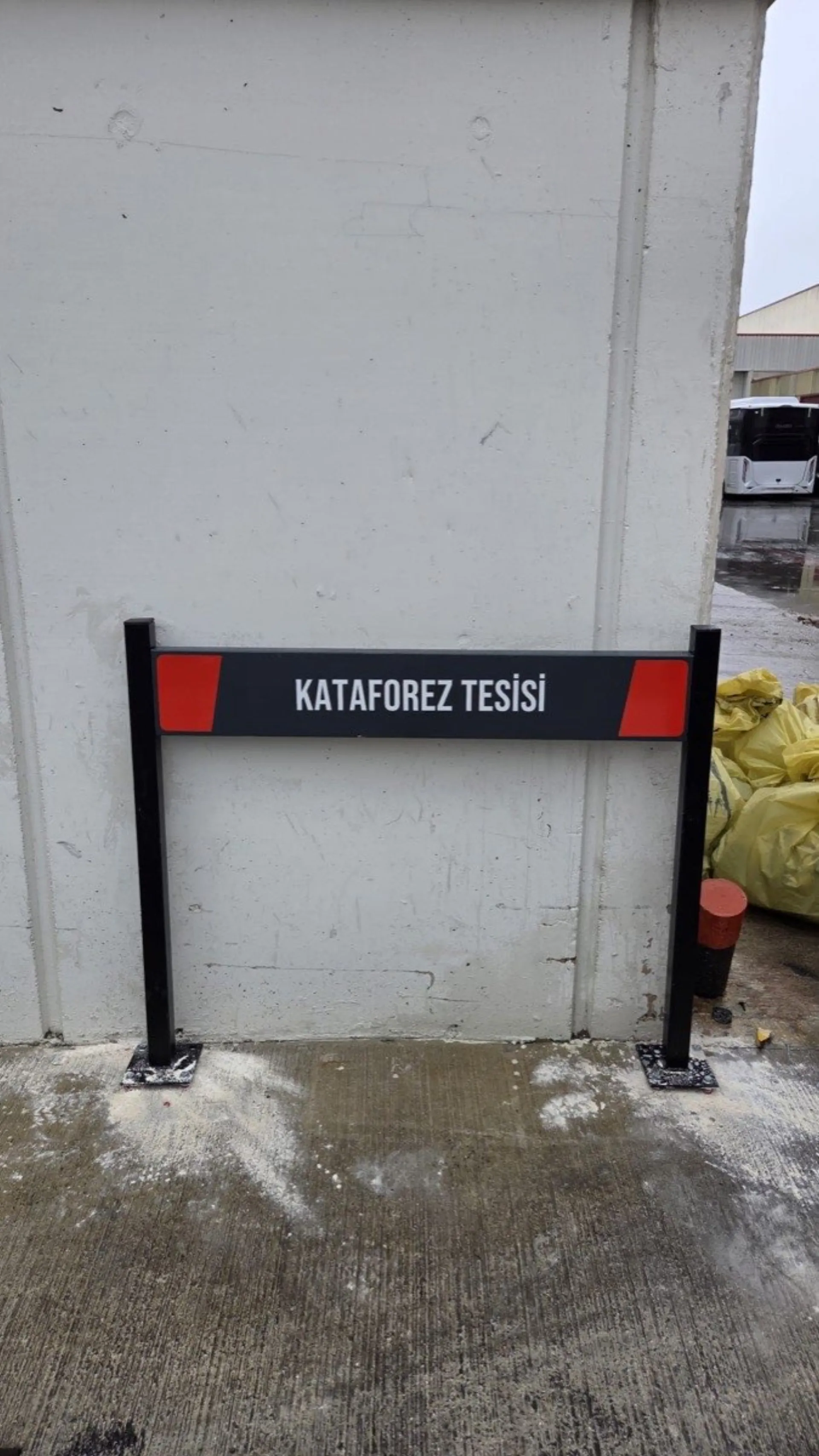 Isuzu Fabrikası İç Yönlendirme Tabelaları 5