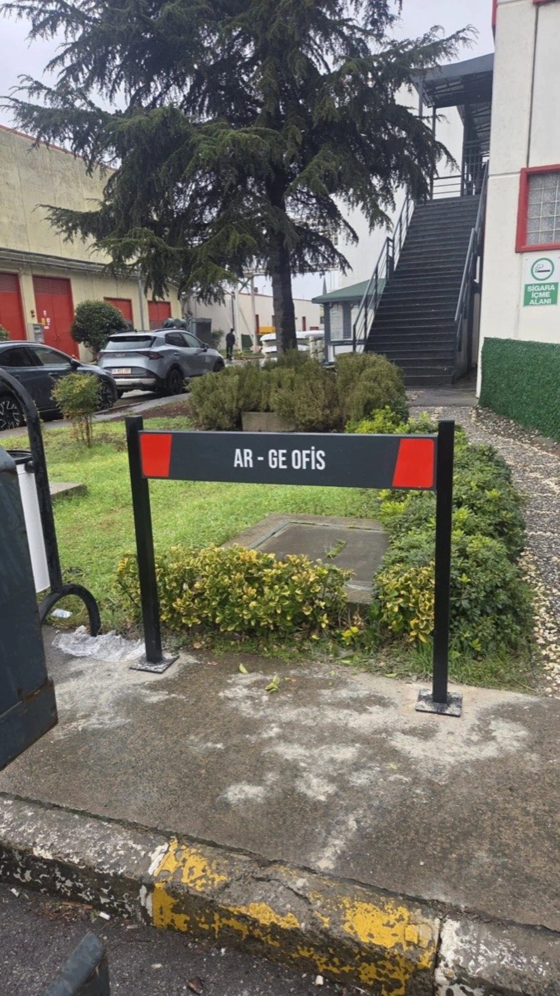 Isuzu Fabrikası İç Yönlendirme Tabelaları 7