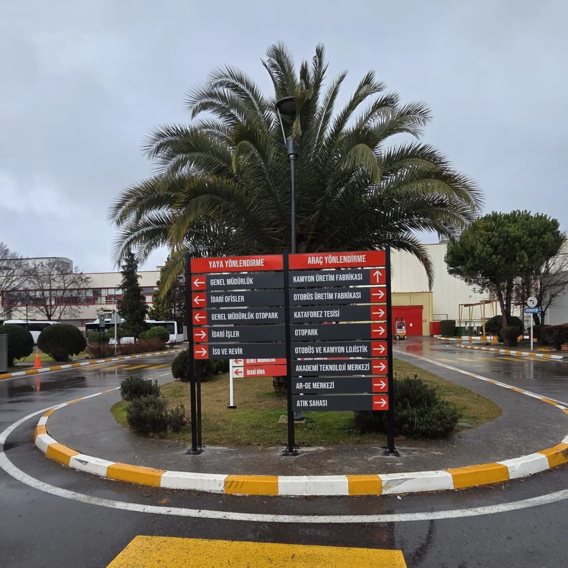 Isuzu Fabrikası İç Yönlendirme Tabelaları