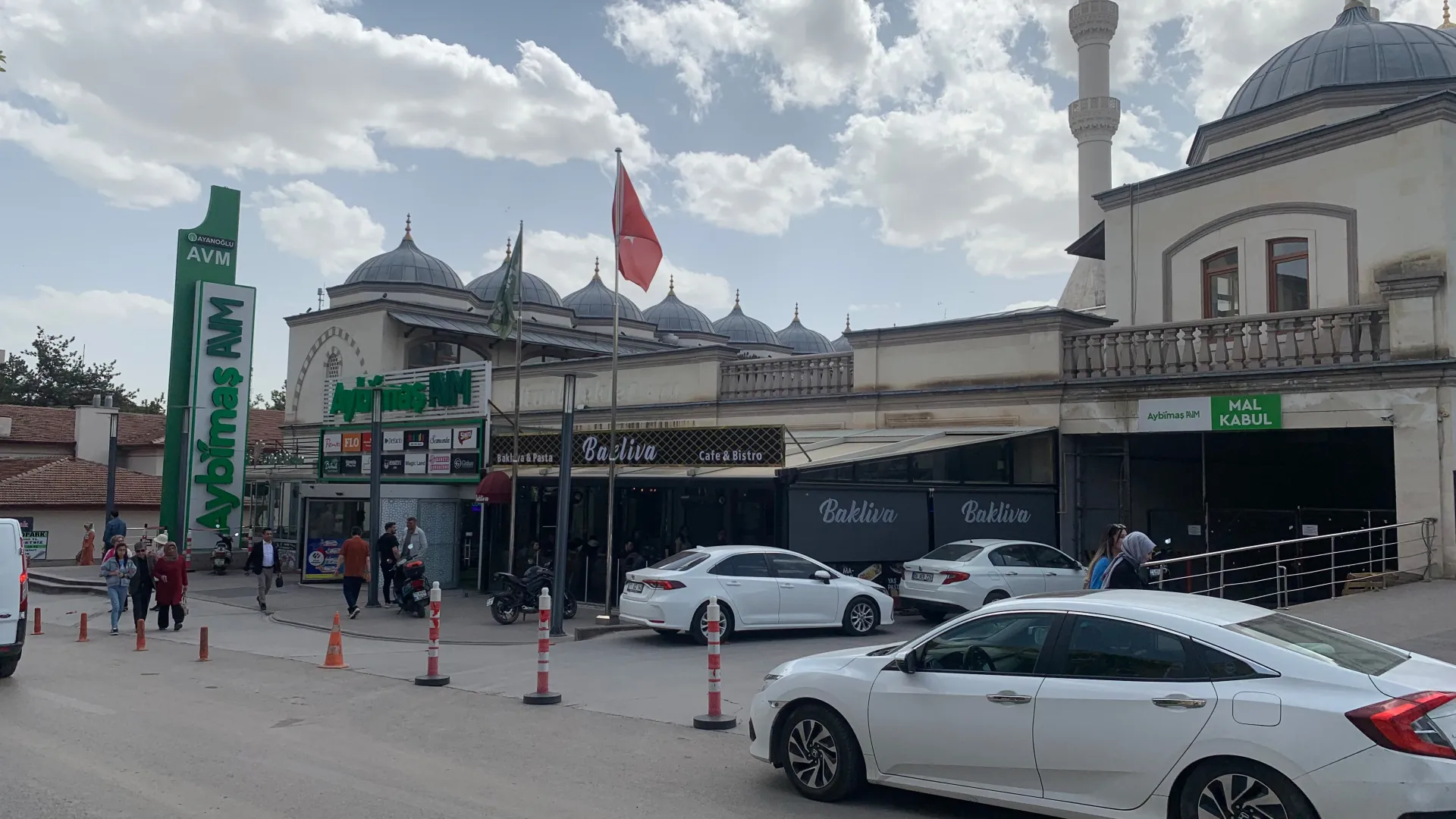 Meydan AVM – Cephe Tabelası & Totem 2