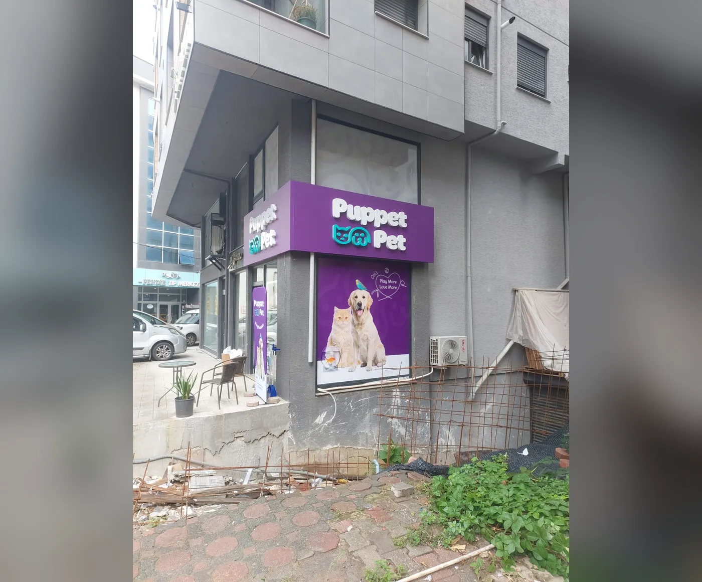 Puppet Pet Pendik – Vitrin ve Mağaza İçi Giydirme 3