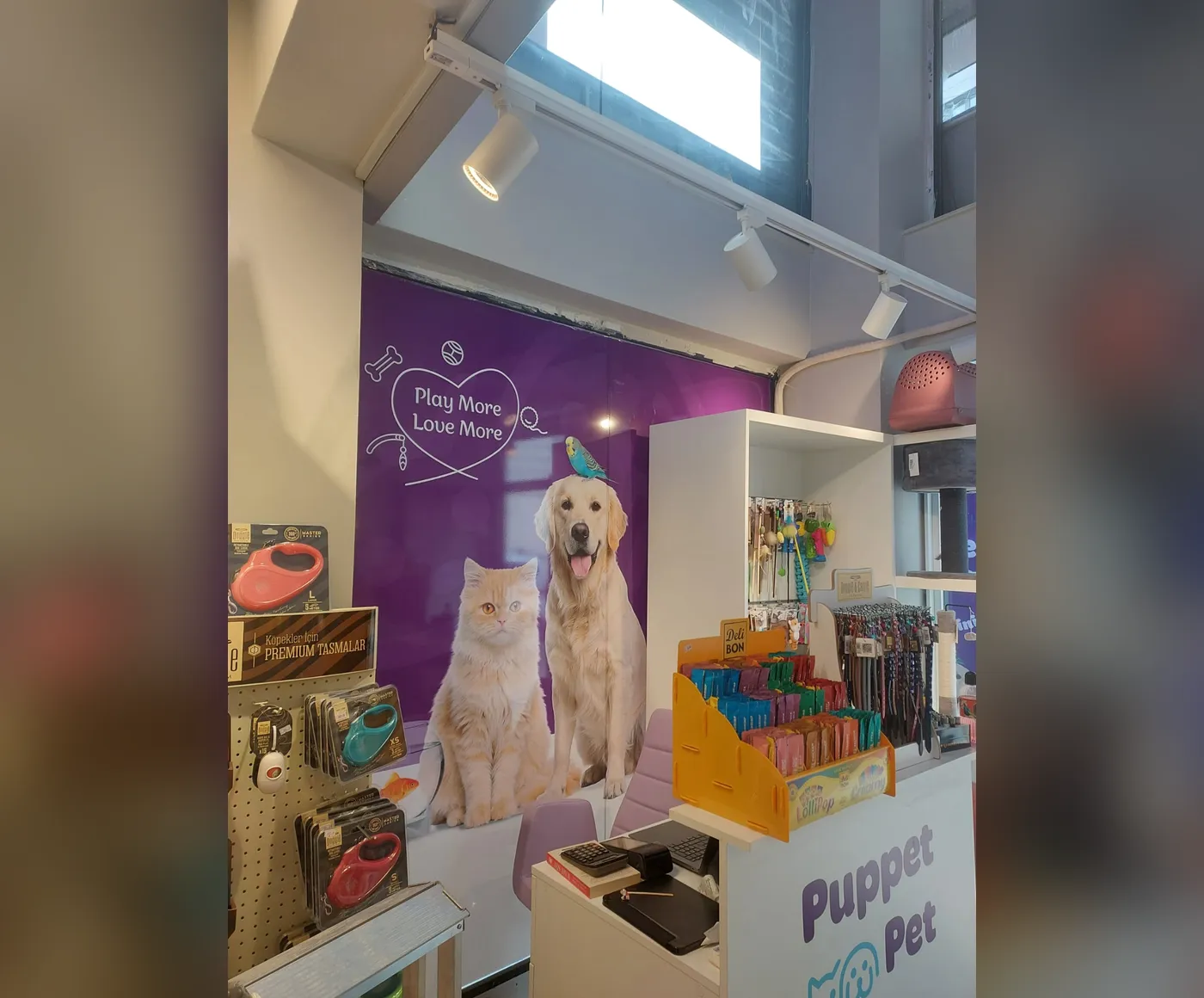 Puppet Pet Pendik – Vitrin ve Mağaza İçi Giydirme 4