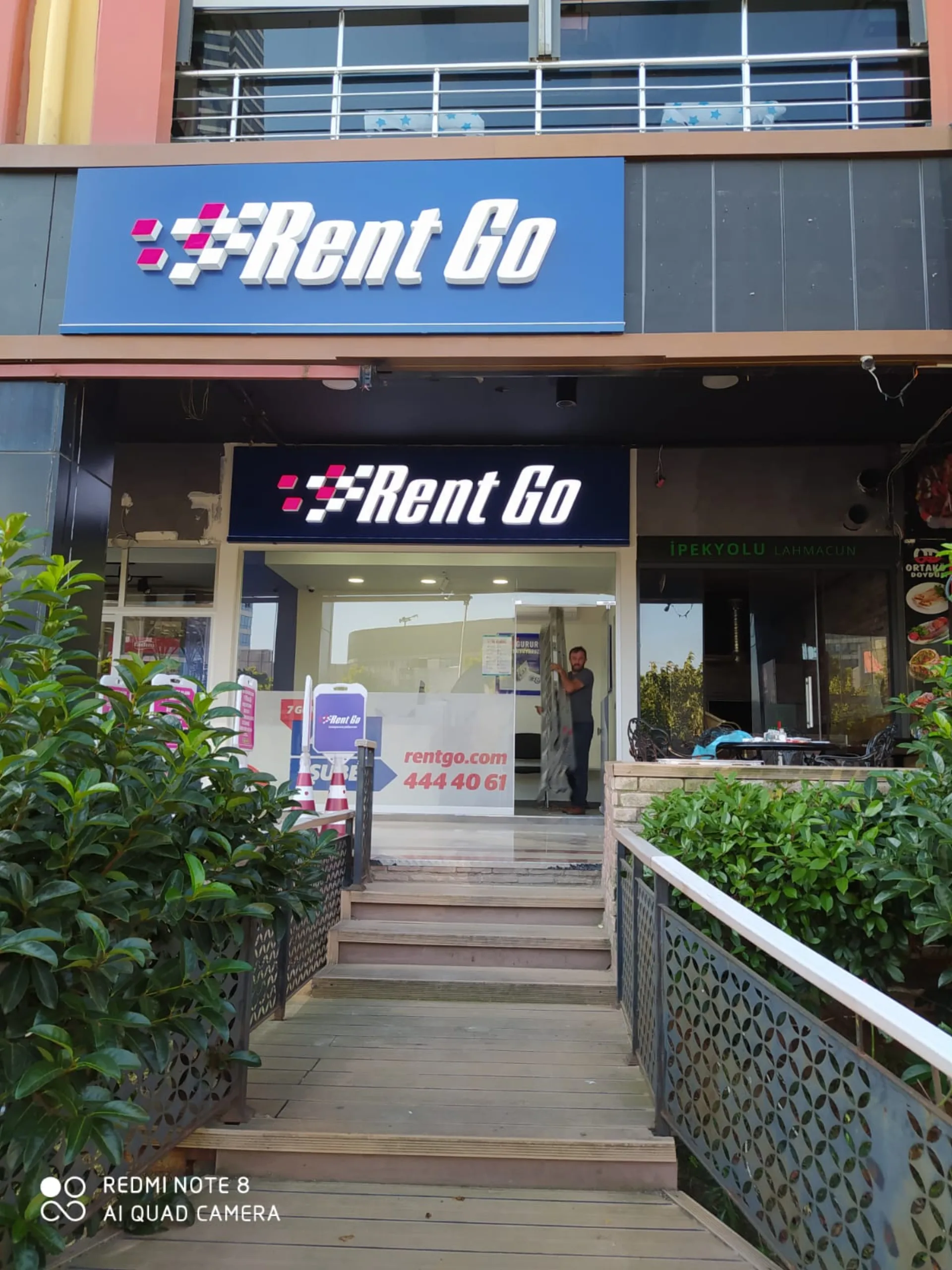 Rent Go – Cephe Tabela & Yelken Bayrak