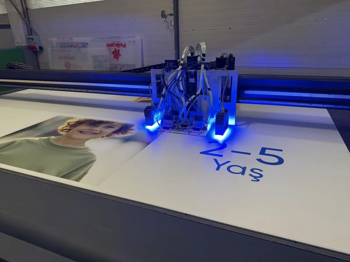 UV Flatbed Baskı – Üretim Süreci 3