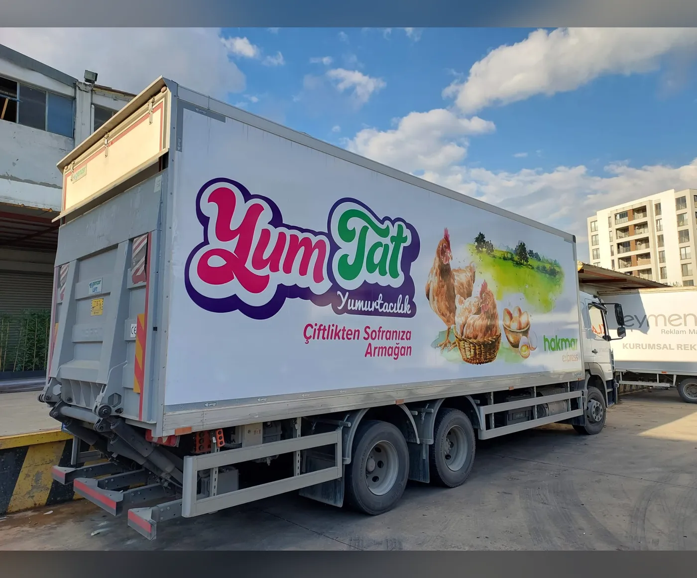 YumTat Yumurtacılık – Kamyon Kasası Giydirme 1